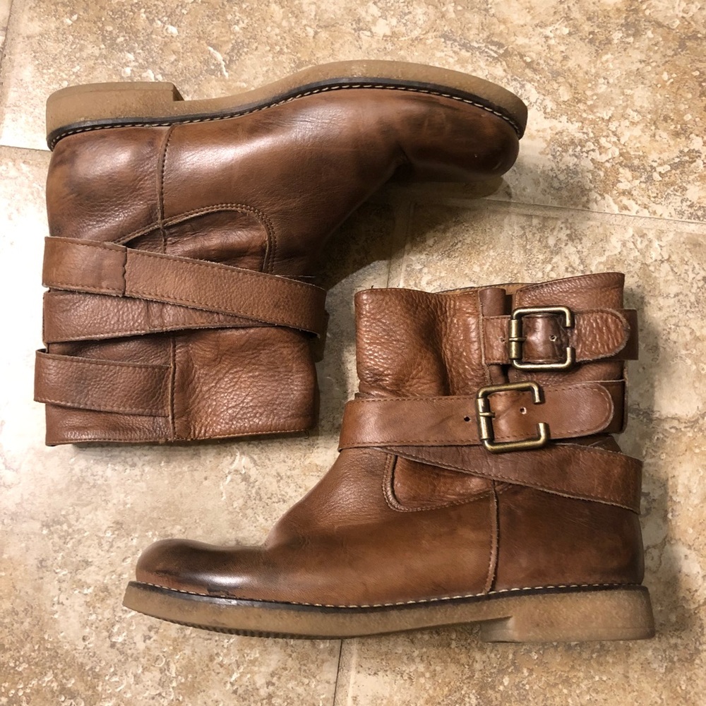Leather boots